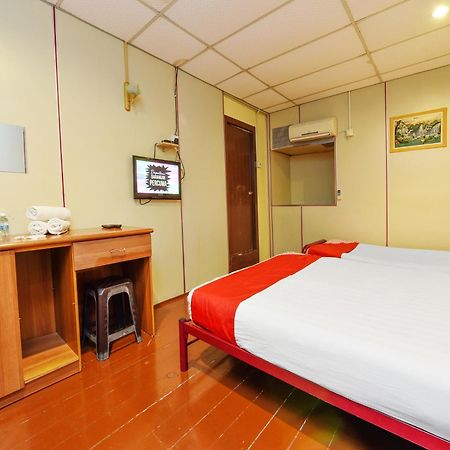 Oyo 90627 Pulau Ketam Inn Klang Esterno foto